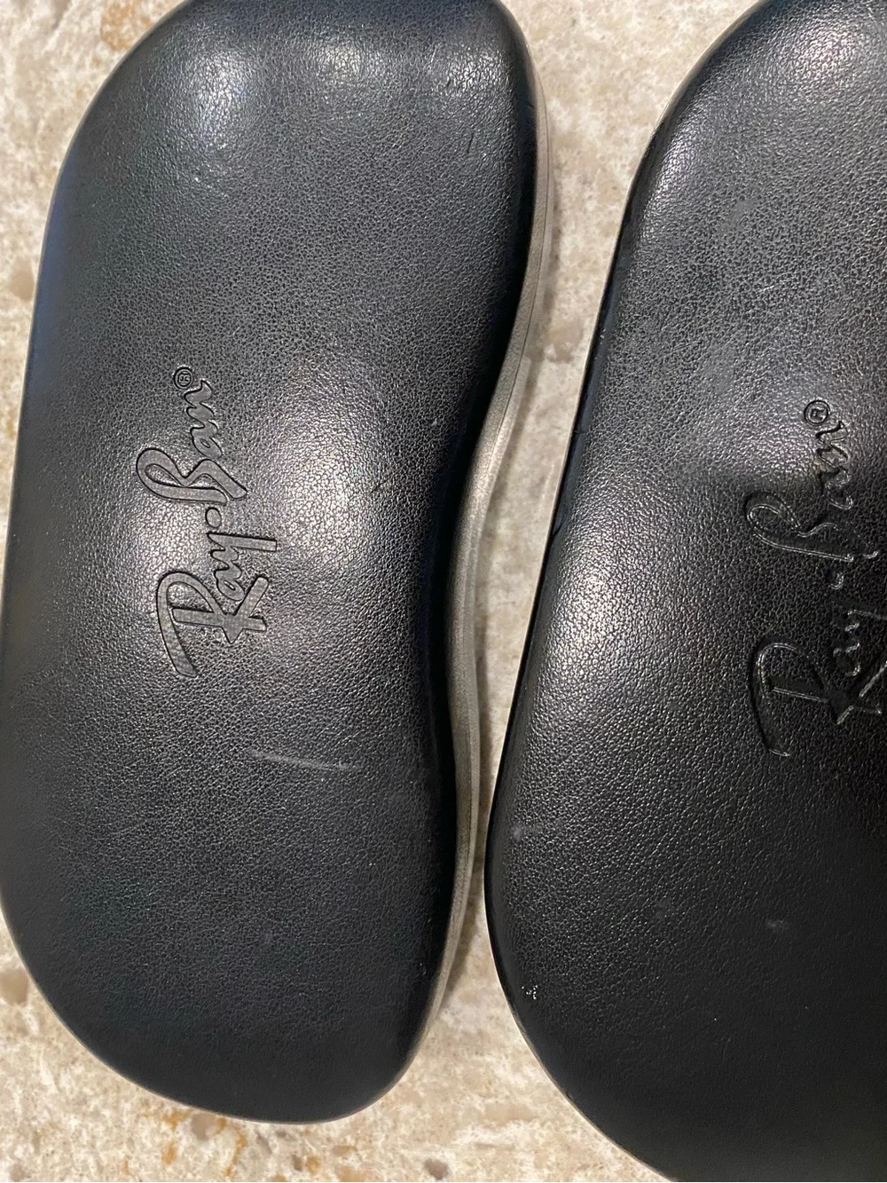 Ray-Ban bundle of four pairs with two cases